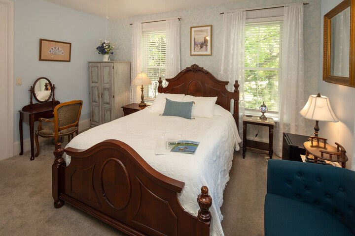 Room 14 of 37