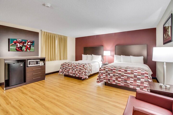 Room 21 of 34