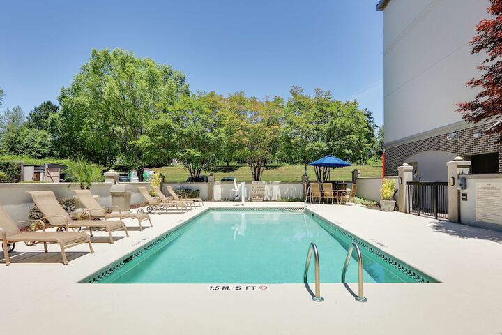 Pool 4 of 50