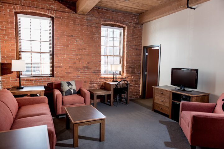 Room 43 of 52