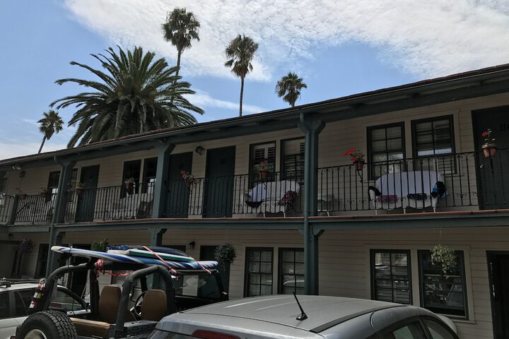 Hotel 5 of 50