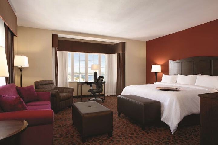 Hampton Inn & Suites Bradenton Downtown Historic District
