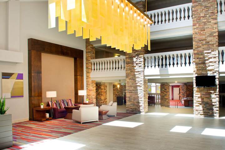 Hotel Interior 13 of 74