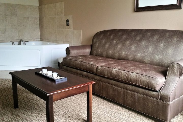 Rock Island Inn & Suites