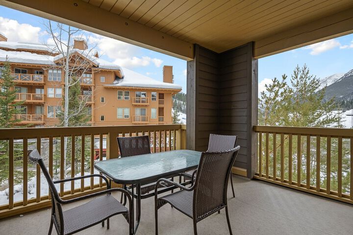 Terrace/Patio 43 of 47