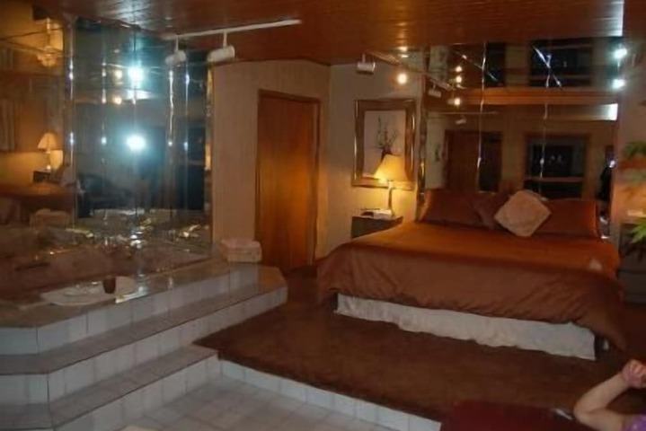 Room 20 of 51