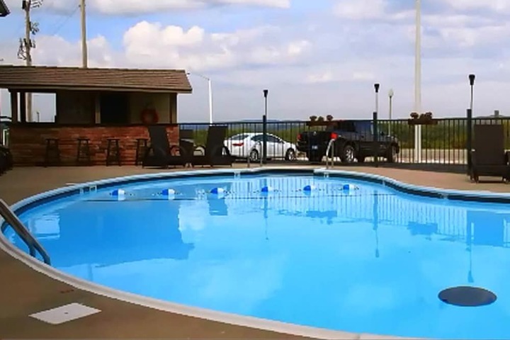 Pool 5 of 40