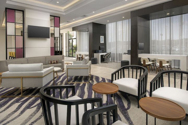 Hotel Interior 10 of 35