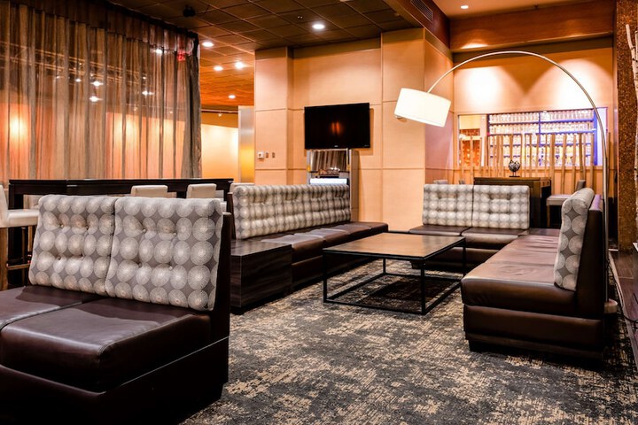 Hotel Interior 43 of 131