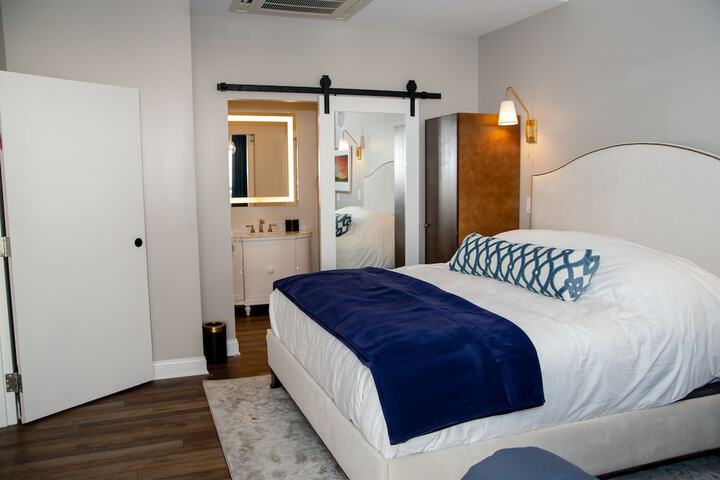 Room 38 of 62
