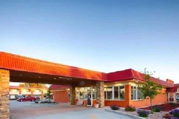 La Junta Inn