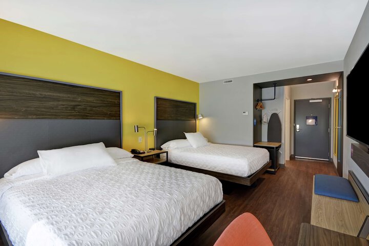 Room 15 of 35