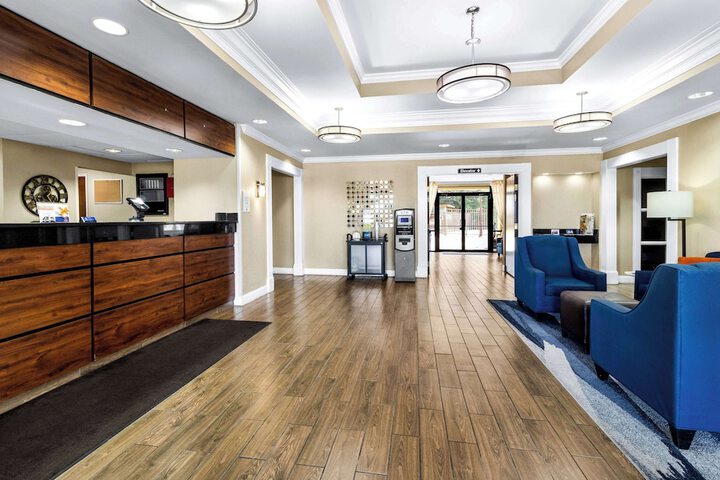 Hotel Interior 10 of 47