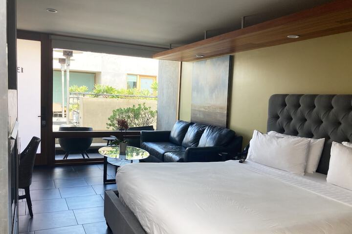 14 West Hotel