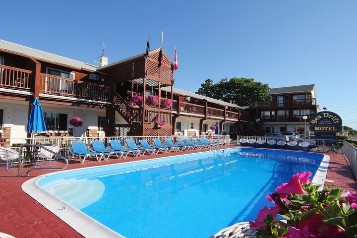 Pool 6 of 42