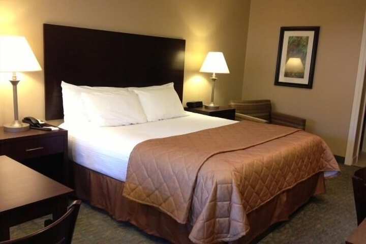 Room 8 of 30