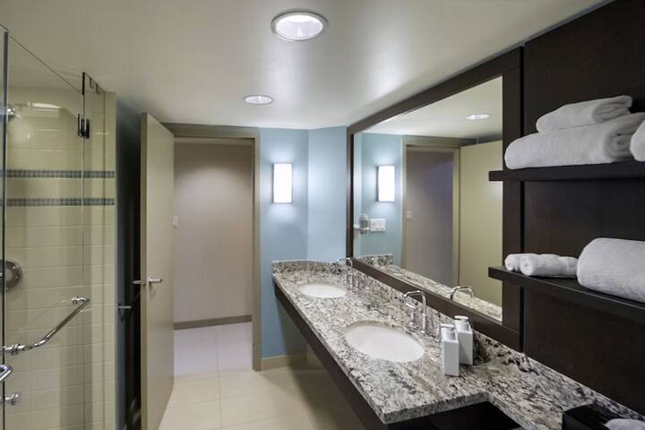 Aava Whistler Hotel