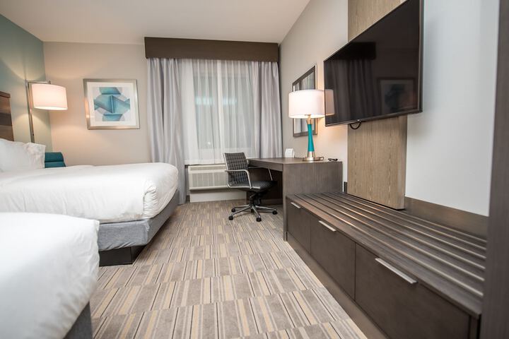 Room 52 of 115