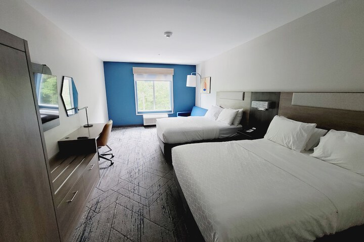 Room 19 of 34