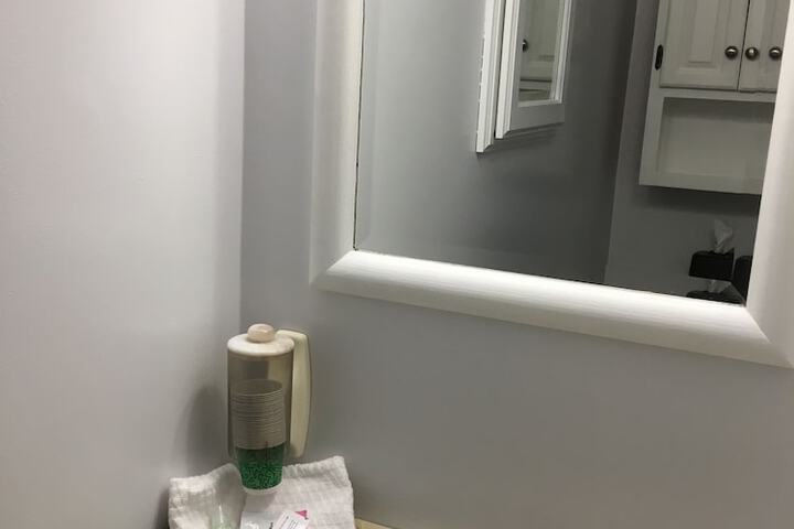 Room 28 of 36