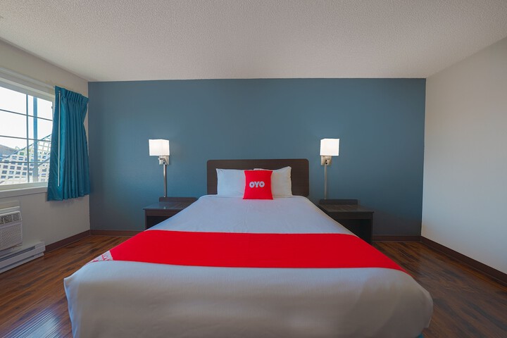 Room 48 of 103