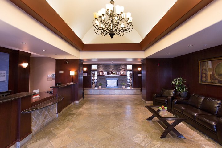 Hotel 5 of 65