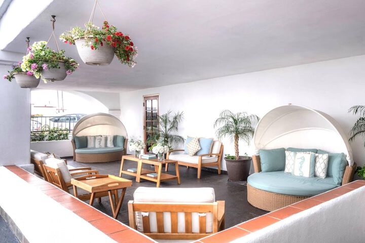 The Volare an Ascend Collection Hotel