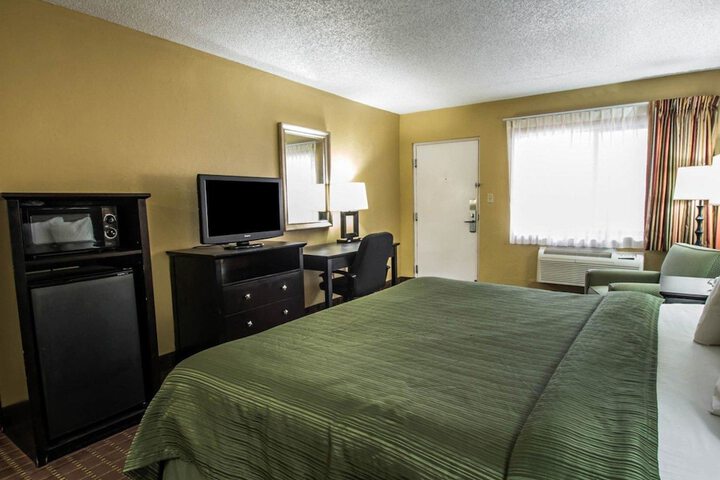 Room 19 of 24