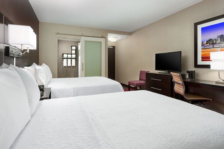Room 17 of 45