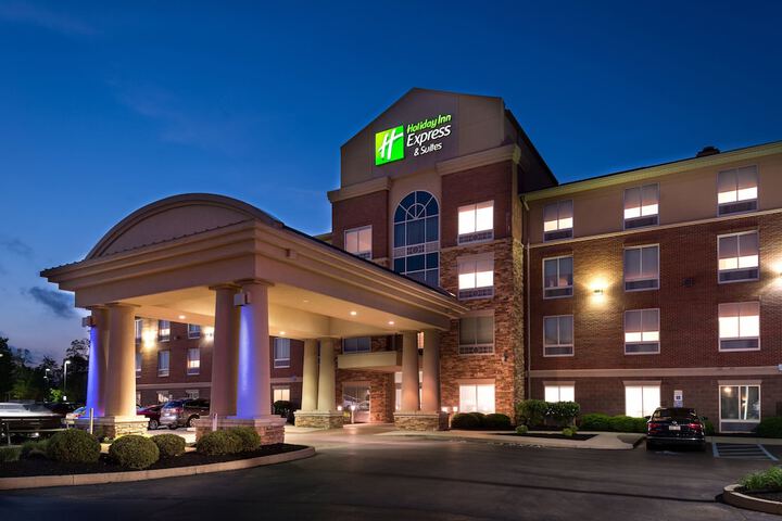 Hotel 7 of 50