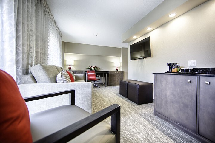 Room 15 of 34
