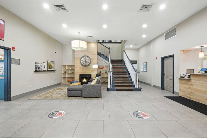 Country Inn & Suites by Radisson Merrillville, IN