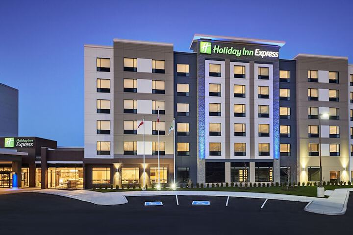 Holiday Inn Express Niagara-On-The-Lake by IHG
