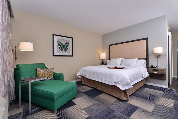 Room 20 of 38