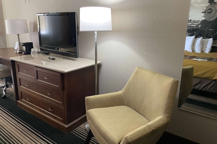 Room 14 of 62