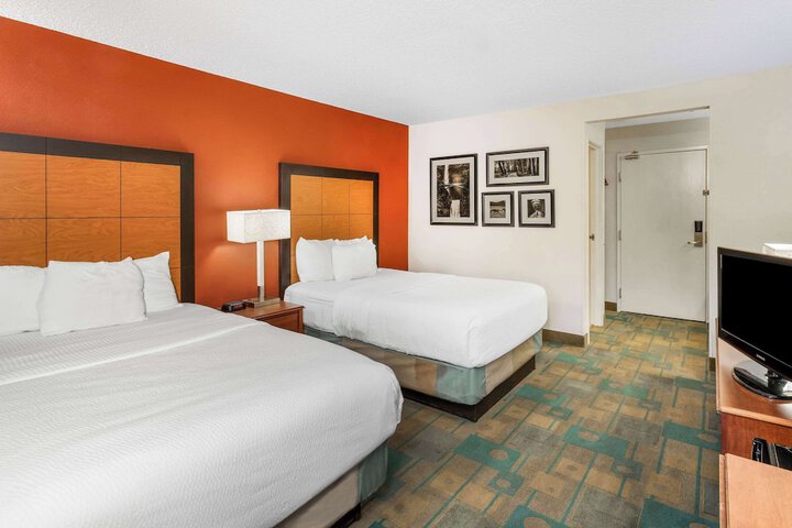 Room 20 of 25