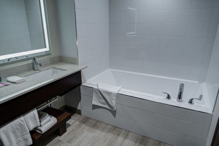 Room 20 of 79