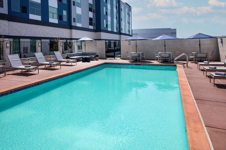 Pool 5 of 37