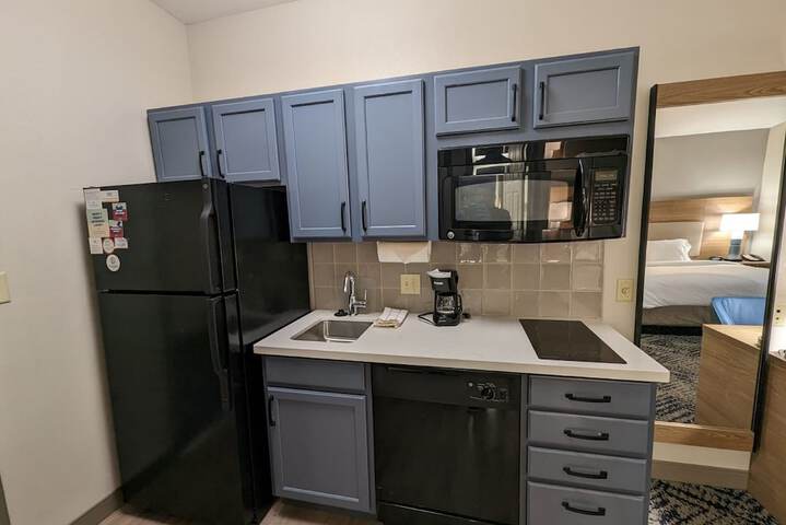 Room 42 of 48