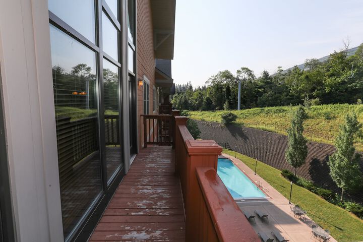 Terrace/Patio 123 of 132