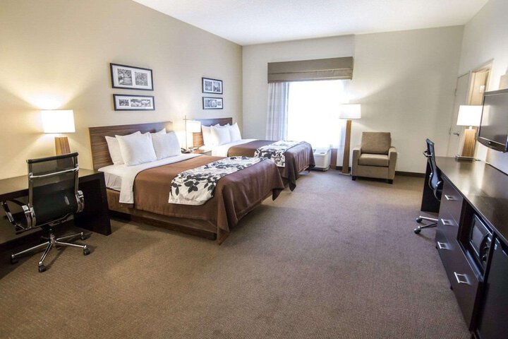 Room 18 of 29