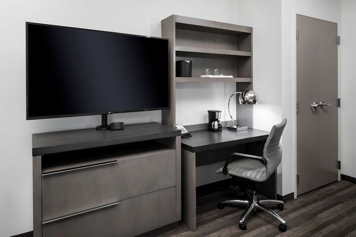 Hyatt House Tempe / Phoenix/University