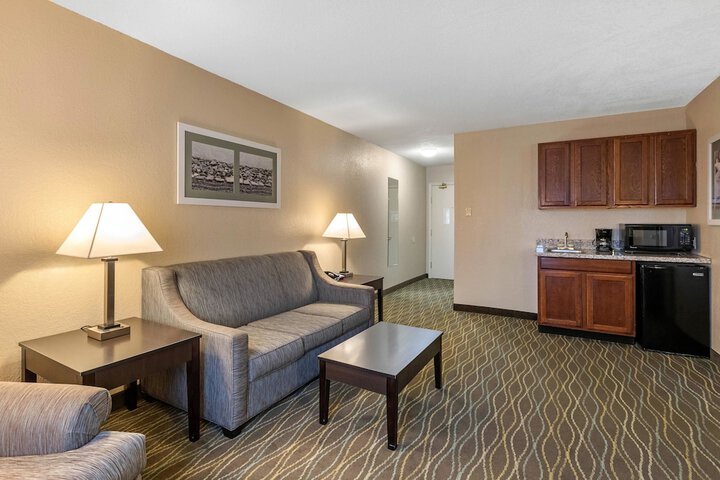 Room 13 of 45