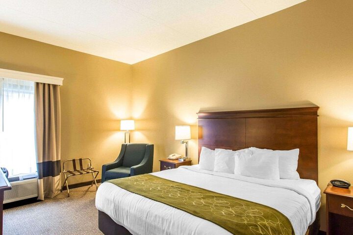 Comfort Suites Cookeville