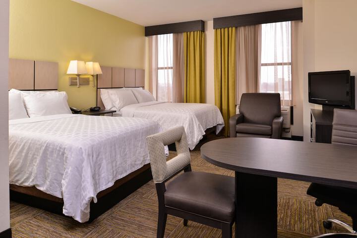 Room 47 of 61