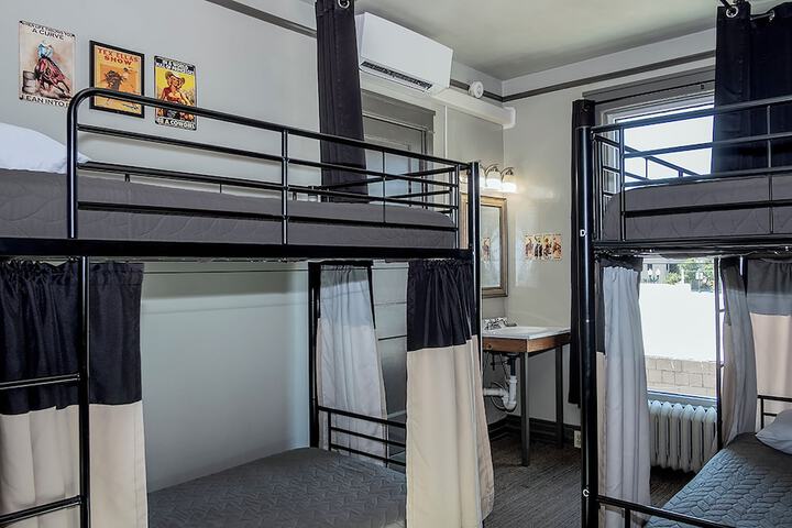 Room 89 of 166