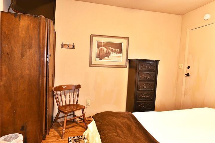Room 26 of 40