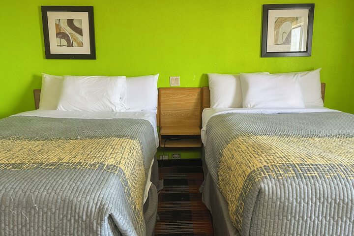 Classic Inn by Townhouse American Way Memphis I 240