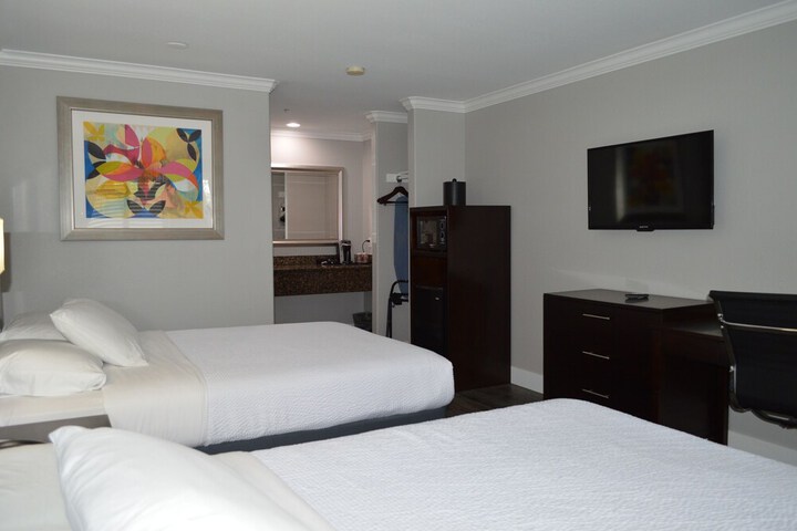 Fairview Inn and Suites