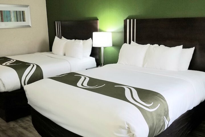 Room 53 of 67